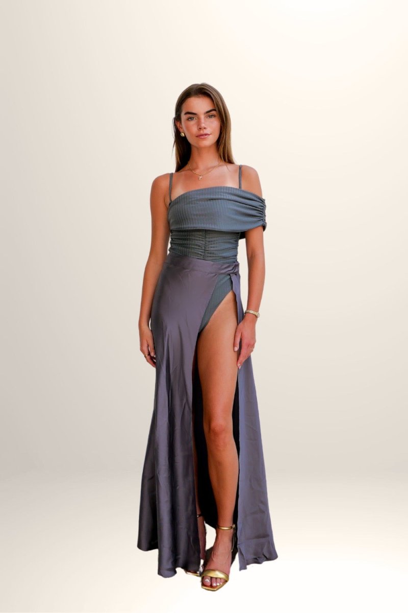 Saia Aberta de Seda Gris - Tann Swim