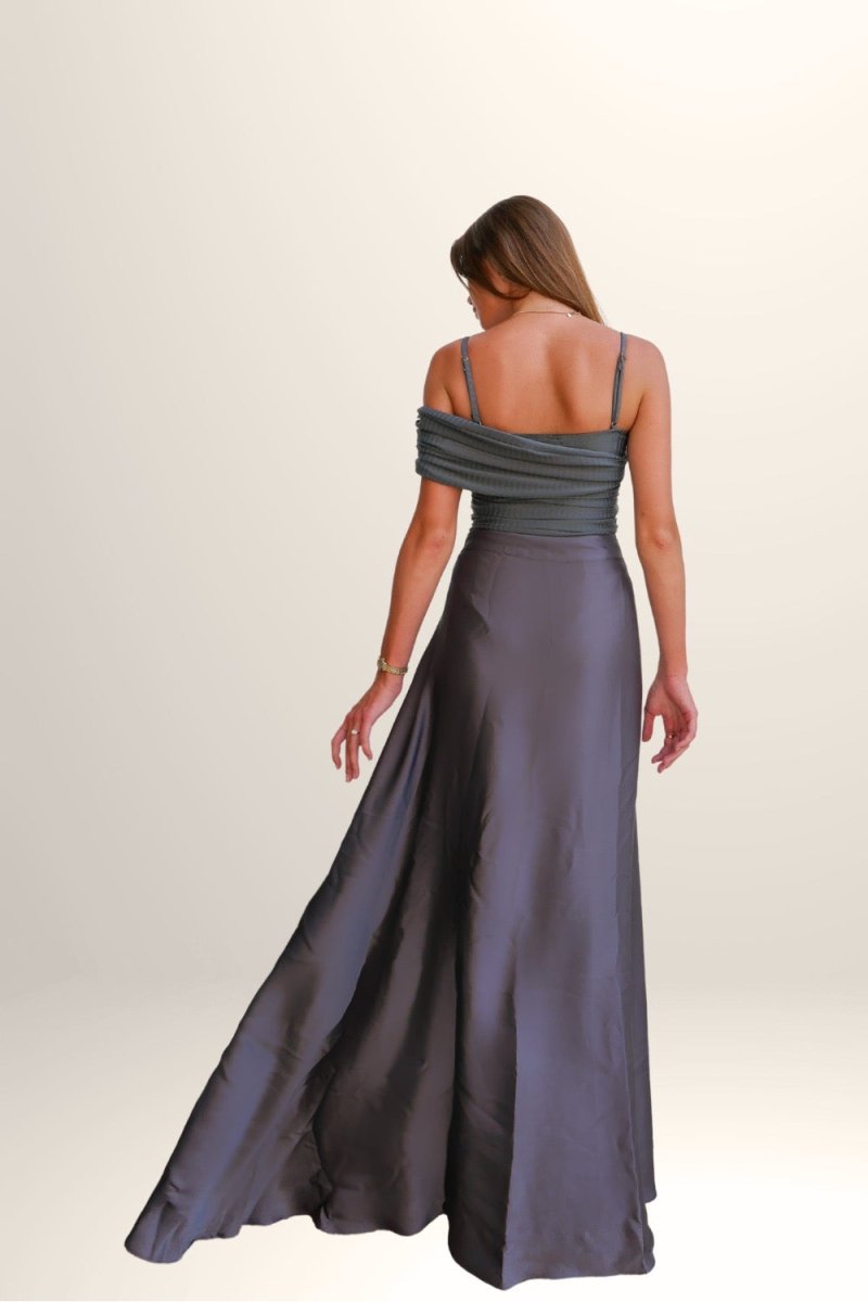 Saia Aberta de Seda Gris - Tann Swim