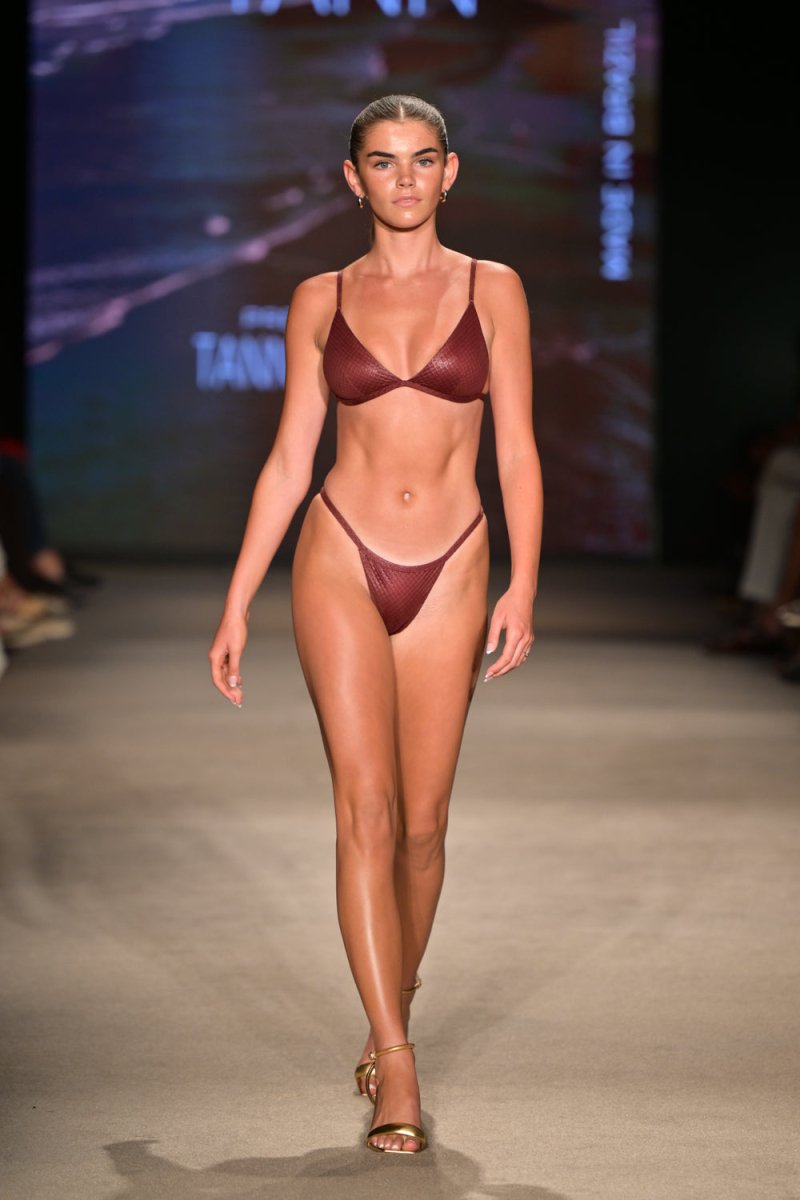 Tanner Bordeaux Top - Tann Swim